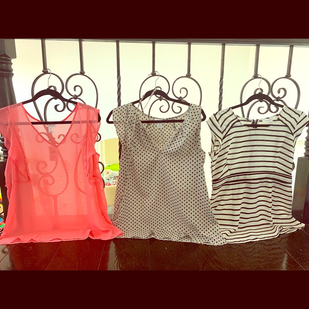 Motherhood maternity tops size small